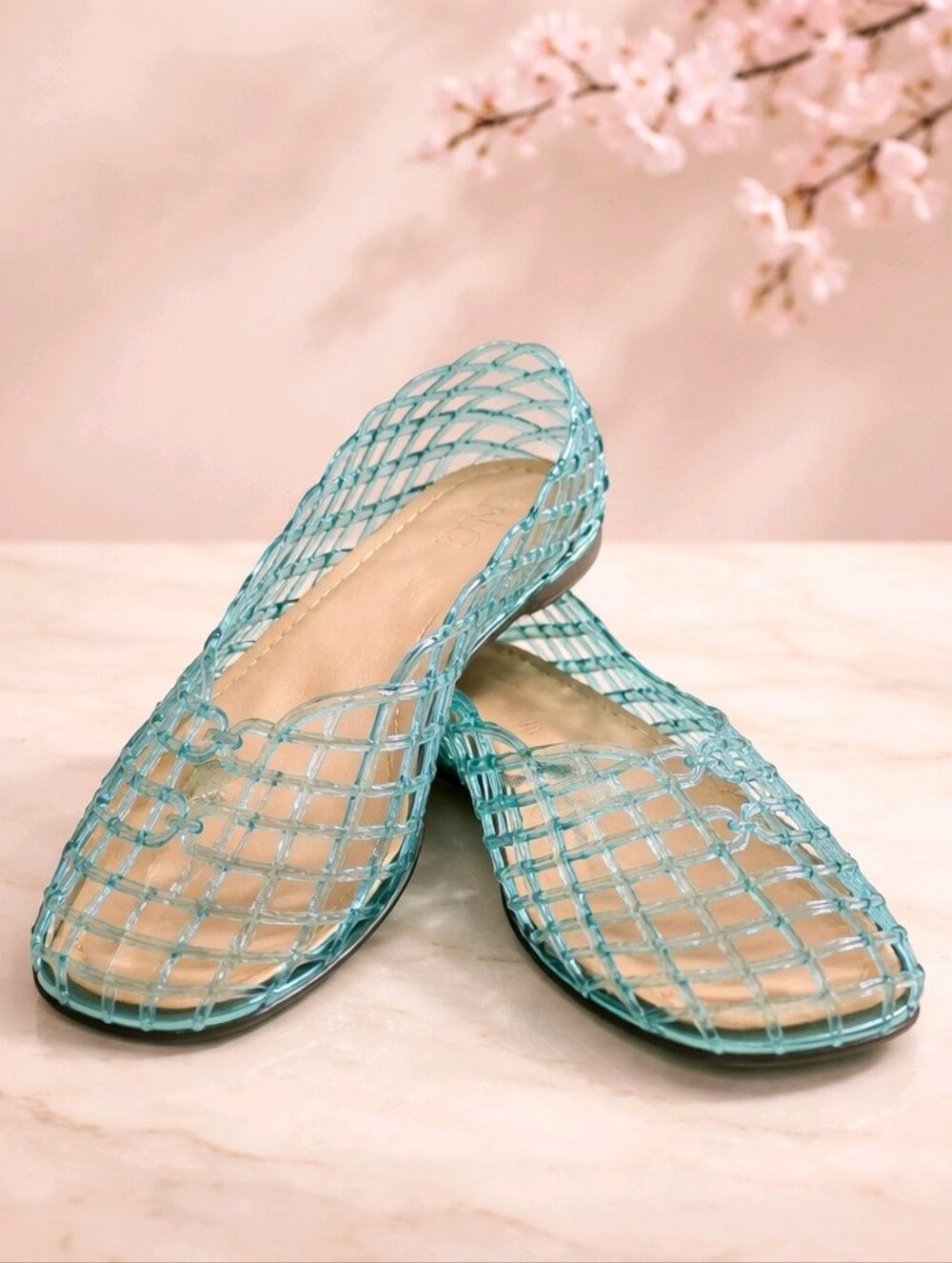 INC -NEW IN BOX- GREEN JELLY FLAT SANDALS SZ 7 SUMMER